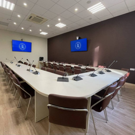 Конференц-зал Высшей школы экономики на iRidi (СитиМедиа). Россия