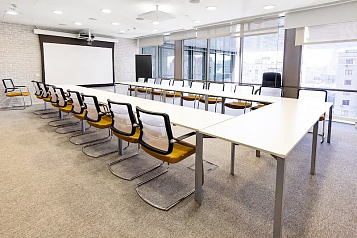  (Зал-трансформер “Вкусно и точка”)