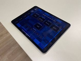  (Конференц-зал Высшей школы экономики на iRidi)