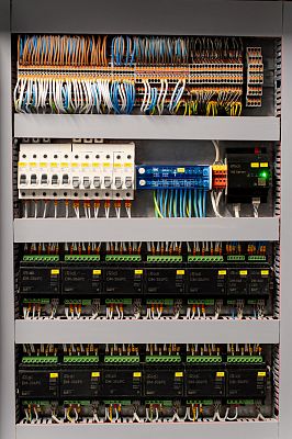  (Современный офис с автоматизацией). Интерфейс управления